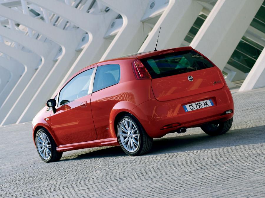  Fiat Grande Punto Multijet 3-Door 2005 года  (фото 36 из 51)